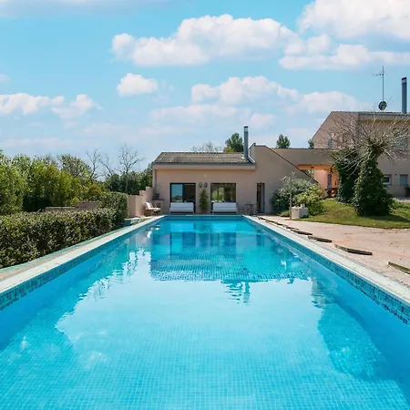 Villa Elegant With Pool Senigallia